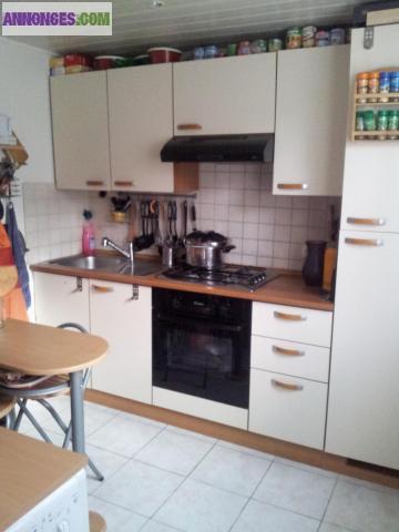  Maison de village proche toute le commerce