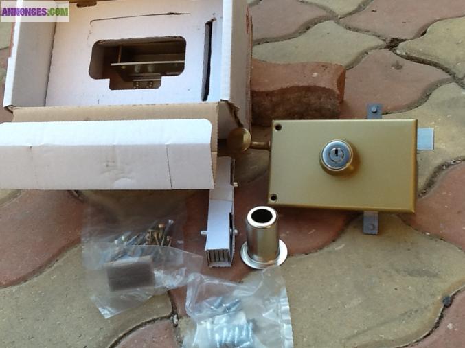 Serrure jpm 3 points hotisontale GAUCHE