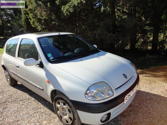 Clio 2 ludo