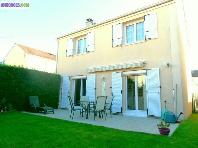 Loue a poissy maison avec garages et jardin