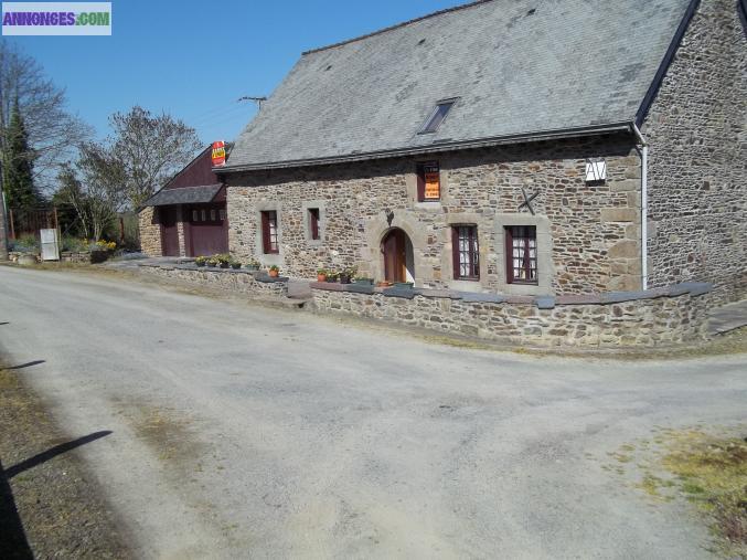 Belle longère avec terrain clos