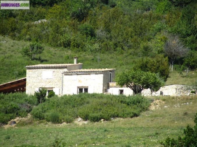Maison en pierres Drôme Provençale