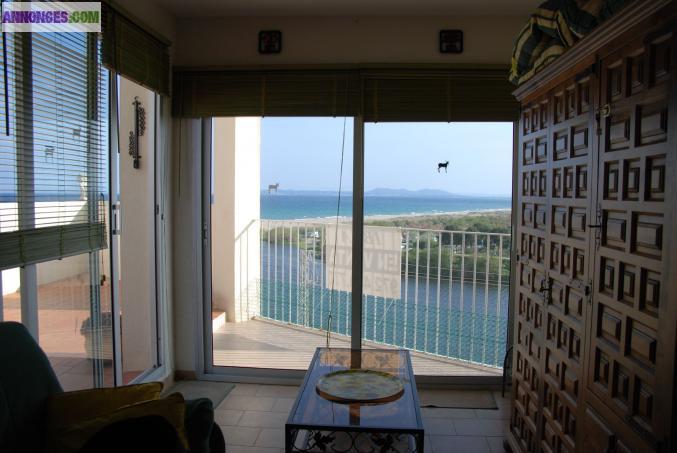 Empuriabrava dans la baie de rosas