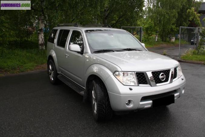 Nissan Pathfinder 2.5Dci le
