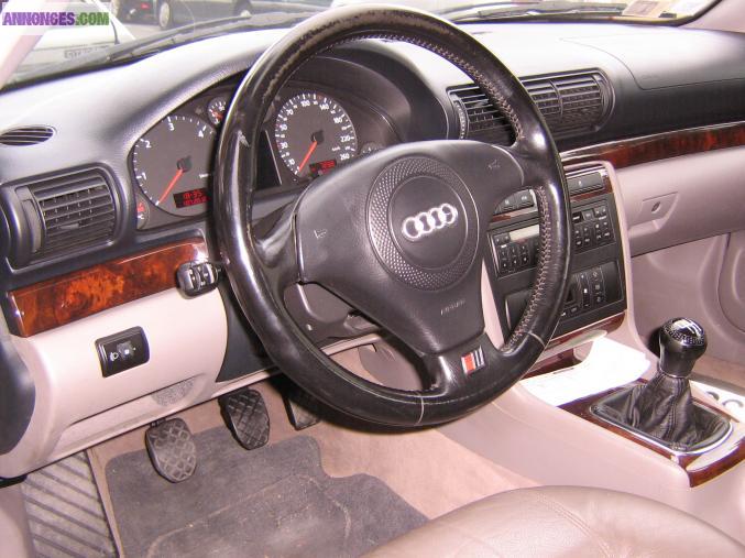 Audi A4  V6  2,5L  TDI  150  PACK+  9CV