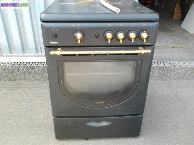 Cuisinnière 4 feux gaz - noir