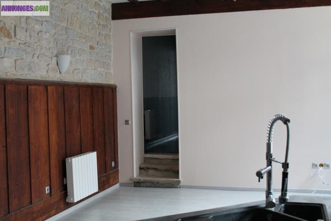 Grand T2 très lumineux proche gare