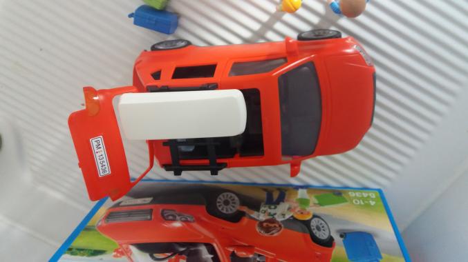 Voiture playmobil 5436