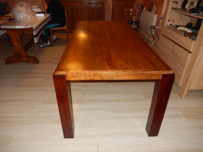 Vend table salle a manger