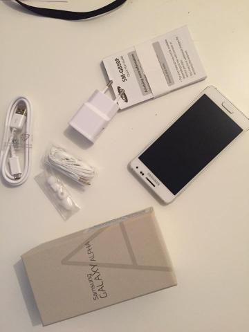 Samsung Galaxy Alpha SM-G850F comme neuf