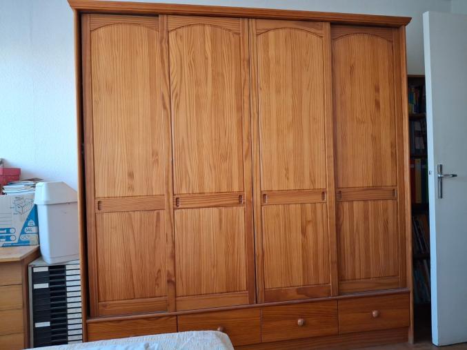 TRES URGENT armoire Camif