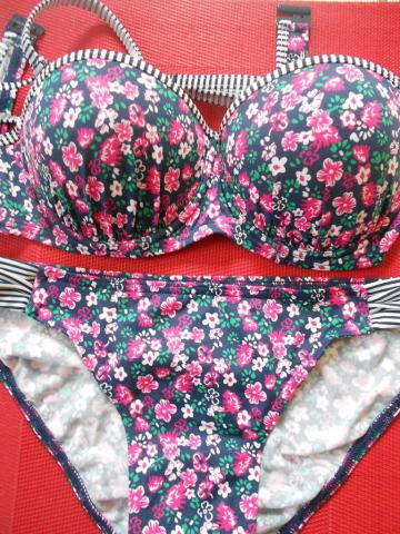 Maillot de bain femme Esprit fleuri 38 - 40 - 85B - NEUF