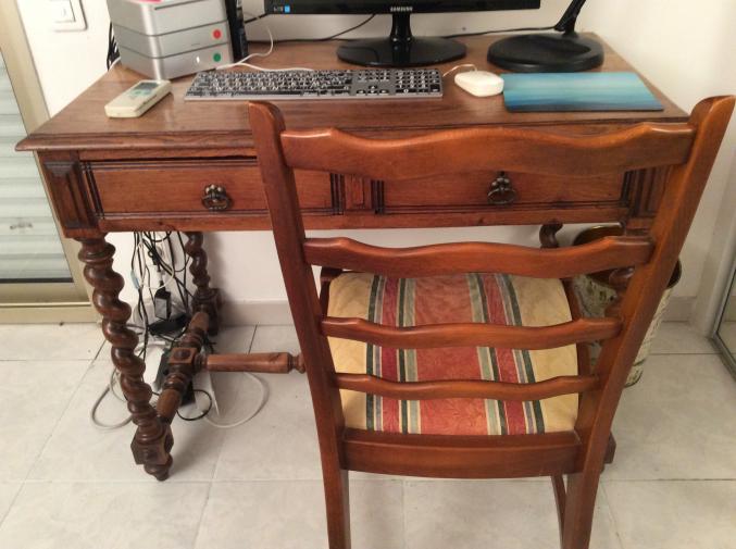 Bureau massif parfait état 