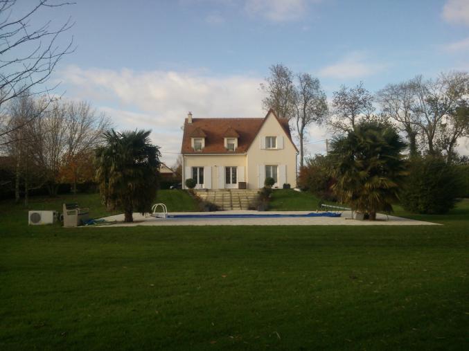 MAISON PISCINE CHAUFFE