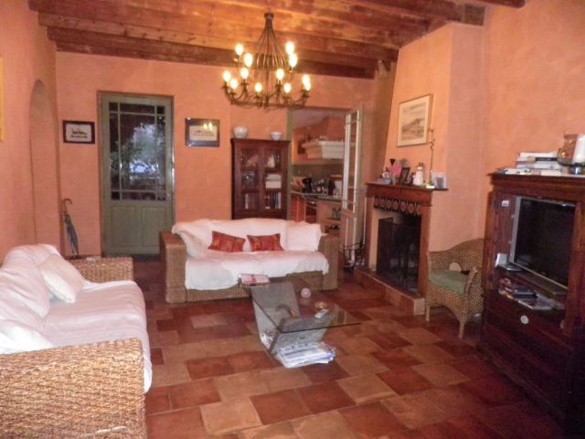 EMPLACEMENT D'EXCEPTION  EN PLEIN CENTRE VILLE DE MARMANDE