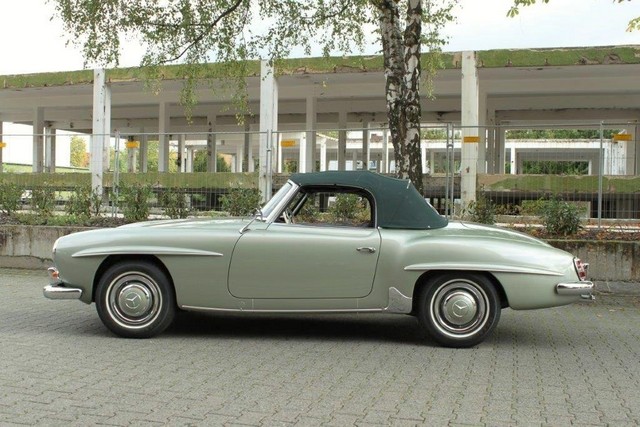 Mercedes Benz 190SL