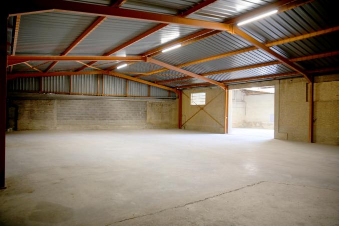 LOCATION ENTREPOT STOCKAGE