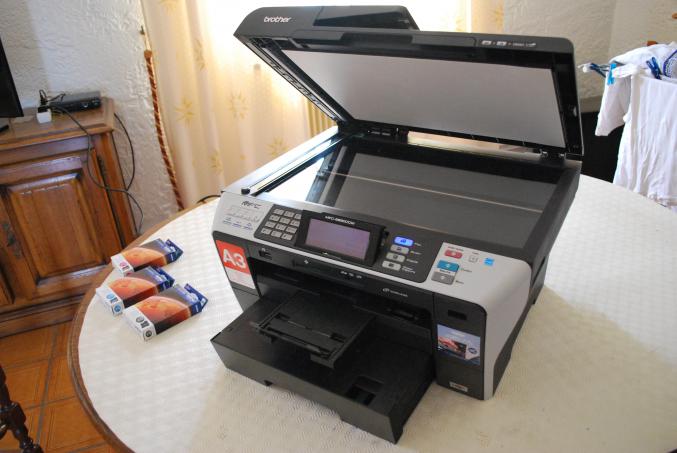 Imprimante multifonctions A3+_Brother MFC-6890CDW