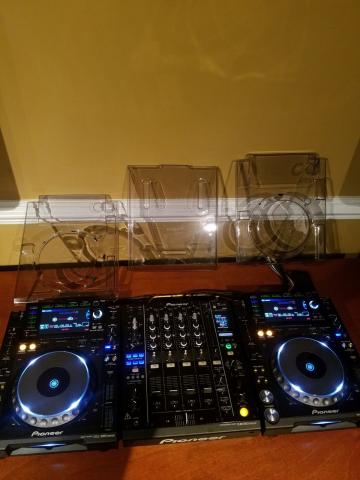 2×-Pioneer CDJ2000-nexus  DJM900-Nexus