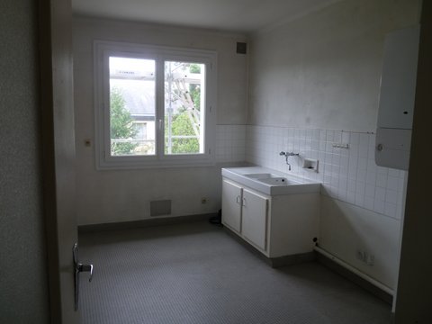 Loue T2 quartier Procé