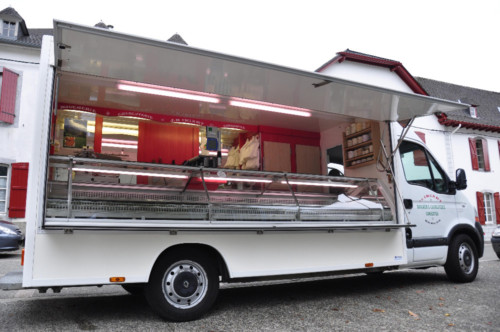 CAMION MASTER DCI 120 CV  MAGASIN BOUCHERIE CHARCUTERIE