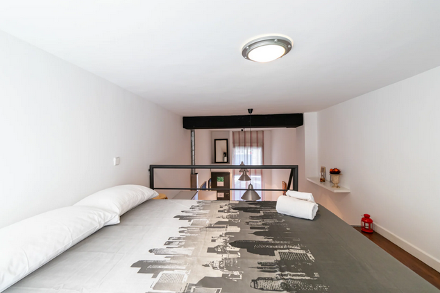 Magnifique Studio Duplex meublé de 40m² au Rez-de-chaussée