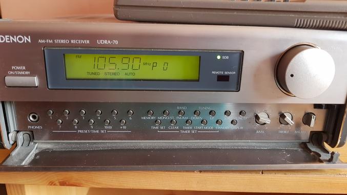 Ampli-Tuner DENON UDRA-70 ( chaine hifi midi )