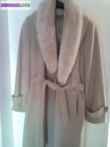 SUPERBE MANTEAU