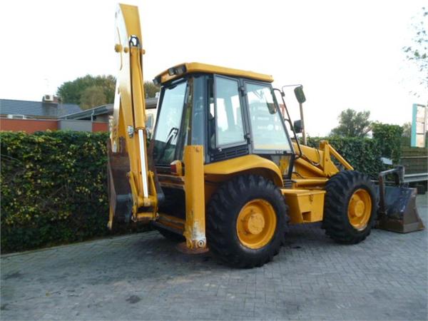 Tractopelle JCB 3CX Super
