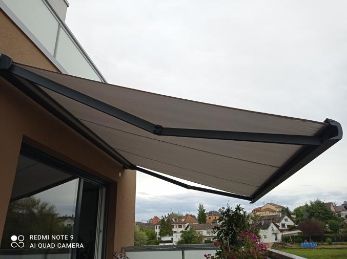 Store banne terrasse