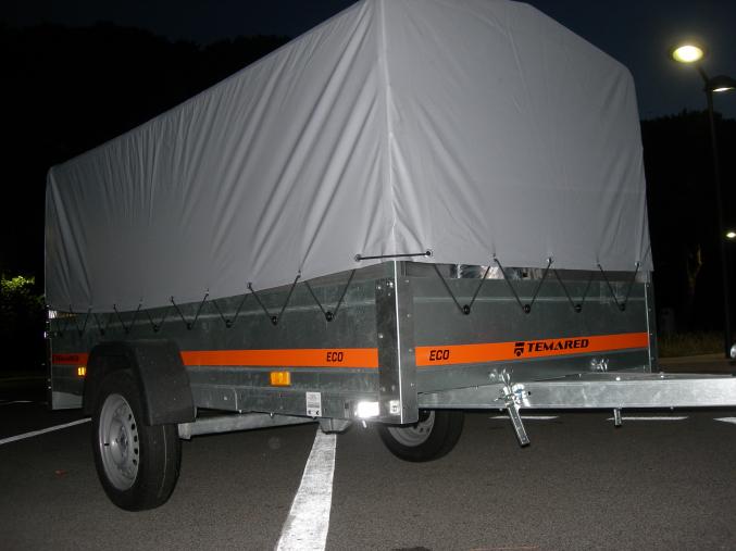 GRANDE REMORQUE BÂCHÉE