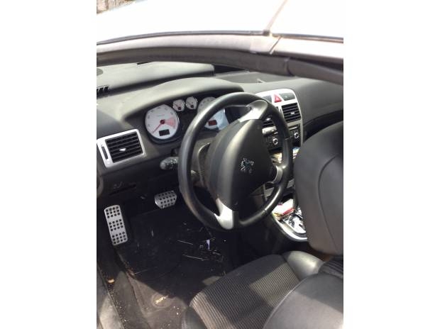 Cède PEUGEOT 307 cc BVA