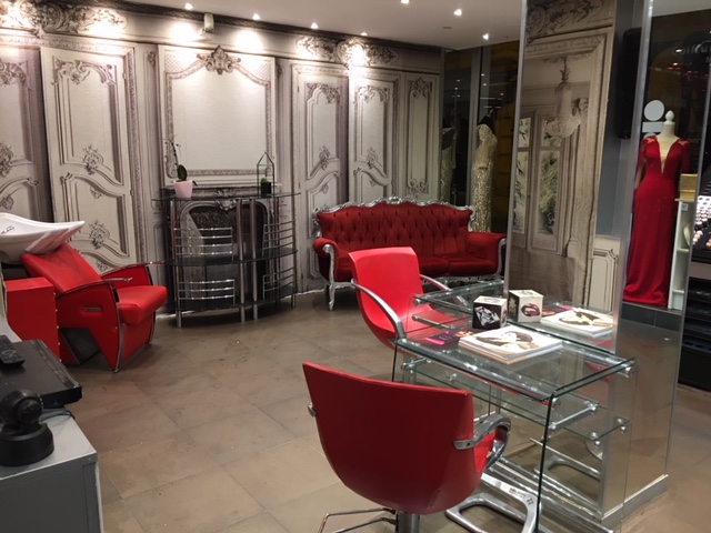 LOCATION ESPACE COMMERCIALE COIFFEUR H/F INDEPENDANT