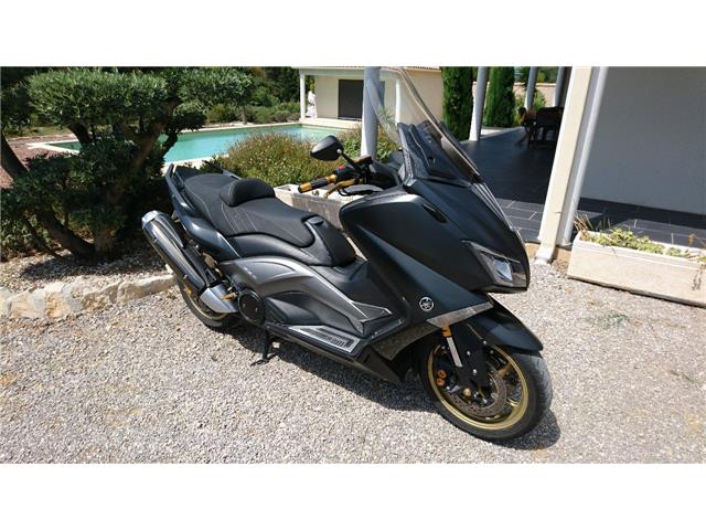 Yamaha TMAX 530 IRON MAX neuf