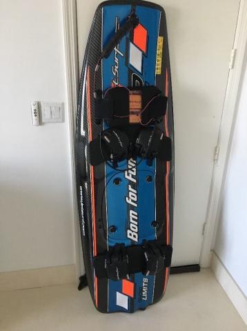  2016-Jet Surf Factory GP 100 55km/h.