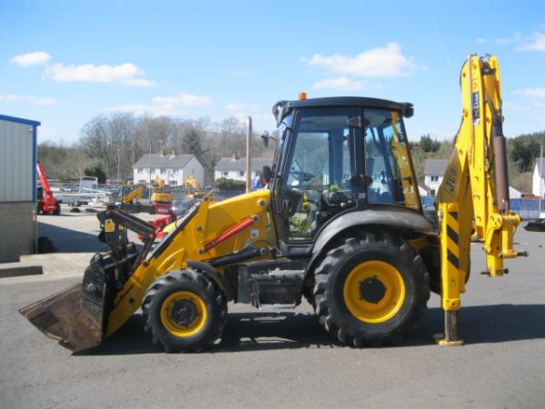 2010 JCB 3CX Contractor tracto-pelle