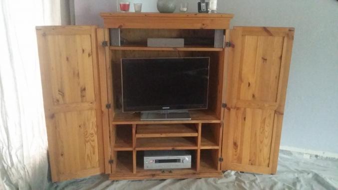 Meuble tv pin massif cocktail scandinave