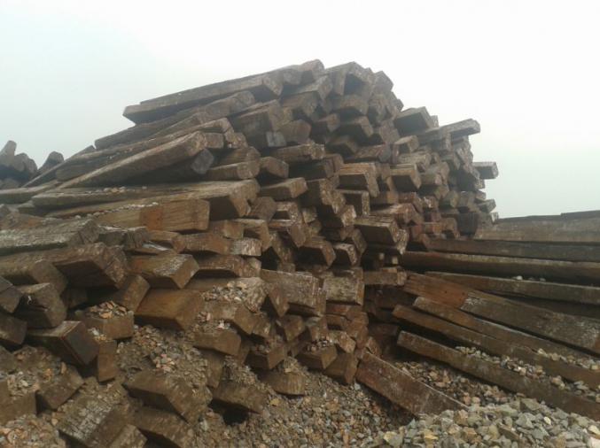 TRAVERSES DE CHEMIN DE FER