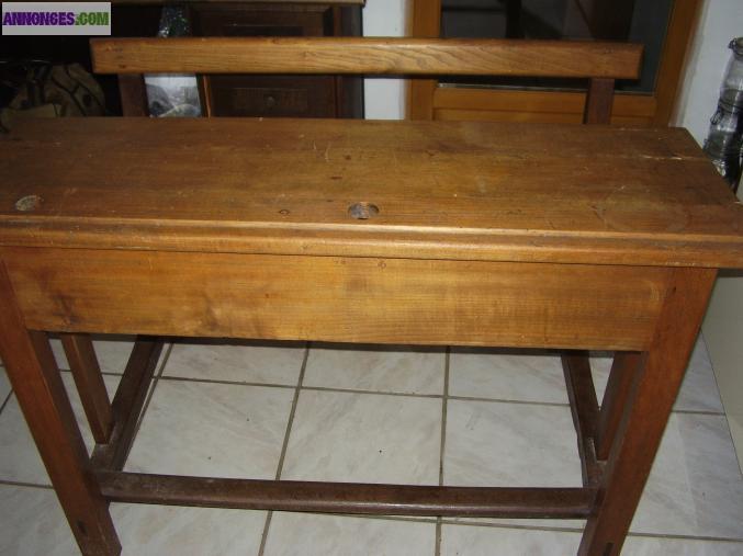 Bureau écolier ancien