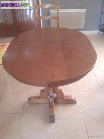 TABLE AVEC 6 CHAISES