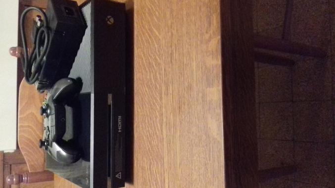 Xbox one plus 11 jeux plus disque dur externe