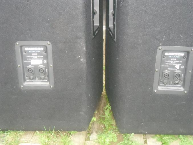 Vends  enceintes  sono