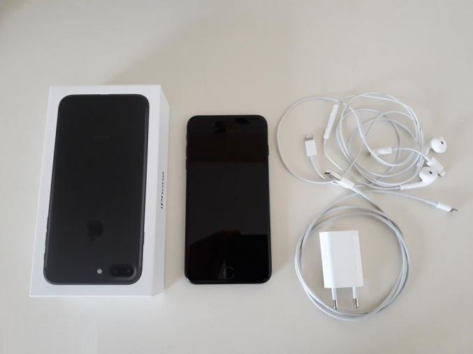 IPhone 7 plus Noir 128 Giga (facture jointe)