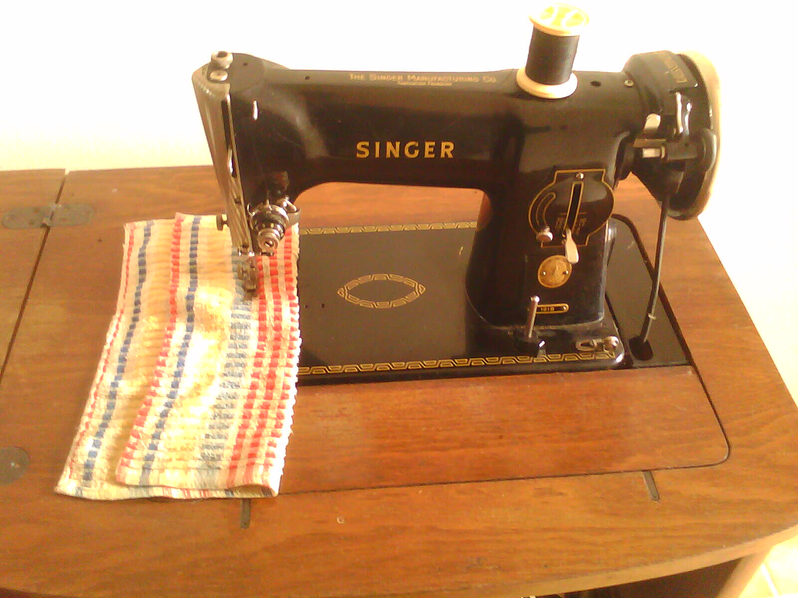 Machine à coudre SINGER 