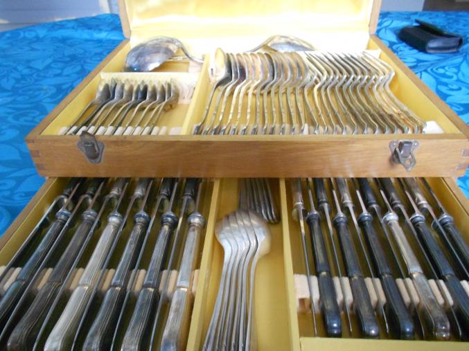 Ménagère métal argentée