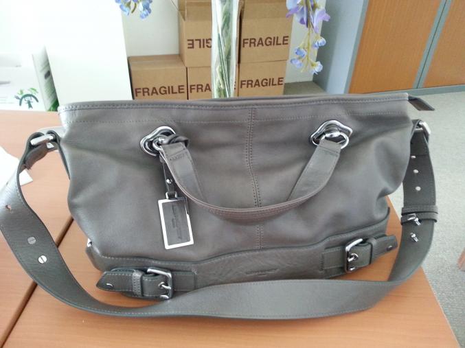 Sac en cuir gris quasi neuf (porté 5 fois)