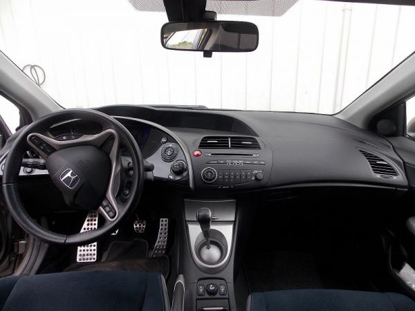 Honda Civic viii 2.2 i-ctdi 140 sport