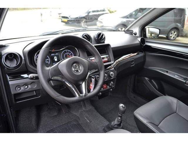 Don de ma voiture sans Permis Microcar Lyra bleu métallisé 4 places