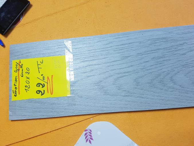 ARRIVAGE cerame lames parquet à 22e/m2/dalle 27e