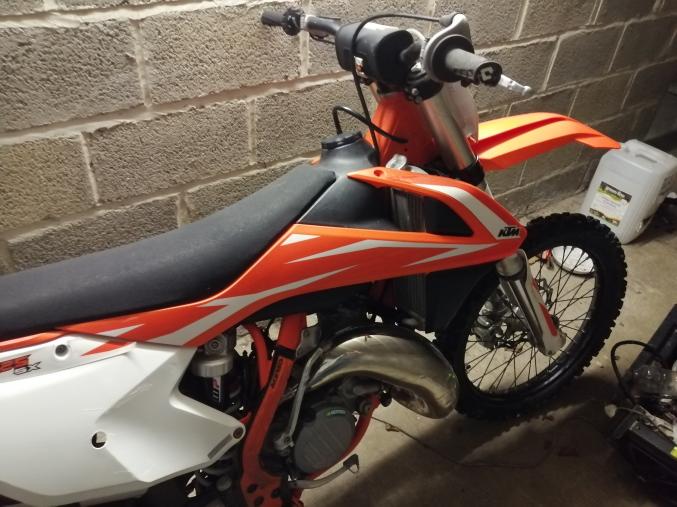 Échange ou vend ktm 125 sx